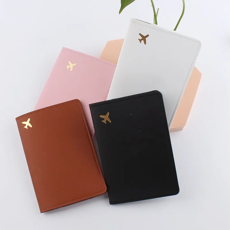 Borse porta passaporto alla mo - Leather Passport Cover recensione e prezzo