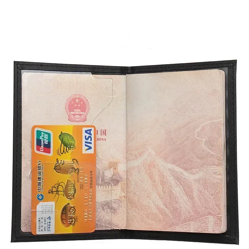 Moda donna uomo copertina per  - Leather Passport Cover recensione e prezzo