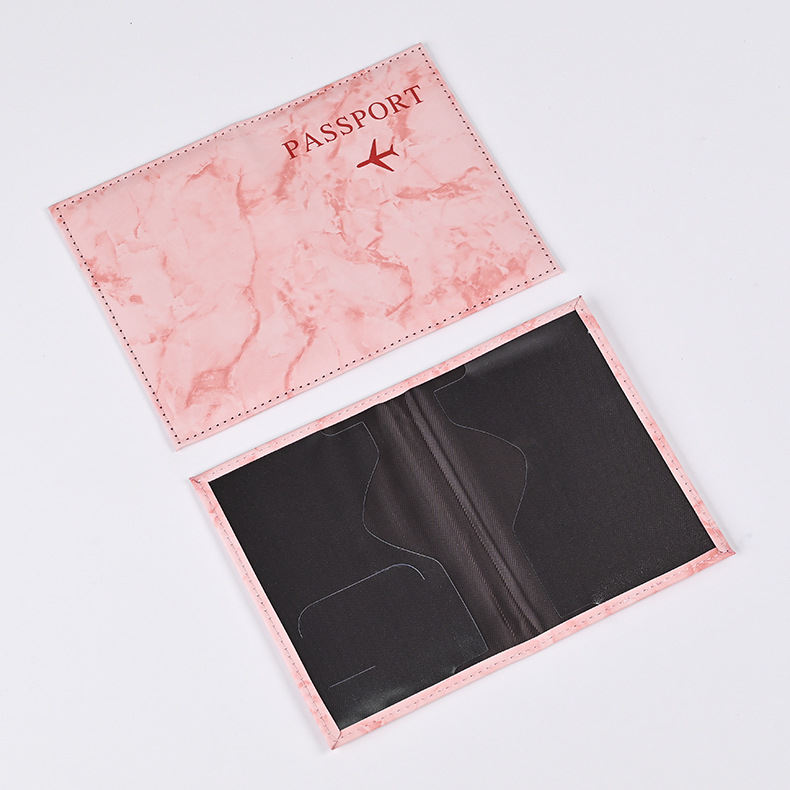 Copertine per passaporto con m - Leather Passport Cover recensione e prezzo